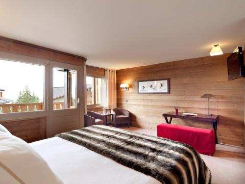 1 queen bed