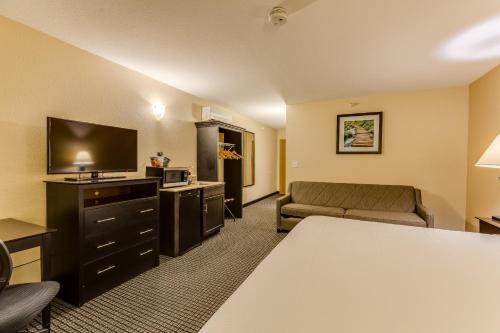 Best Western Lakewinds - image 6