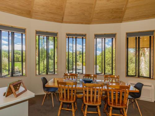 The Snowglobe - Ohakune Modern Yurt Style Chalet, Ohakune (foto 10)