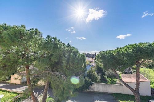 Grand appartement dote d'une terasse avec magnifique vue in La Chamberte