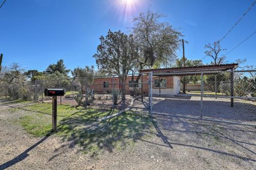 Family-Friendly Escape Downtown Tucson 4 Mi! - image 2