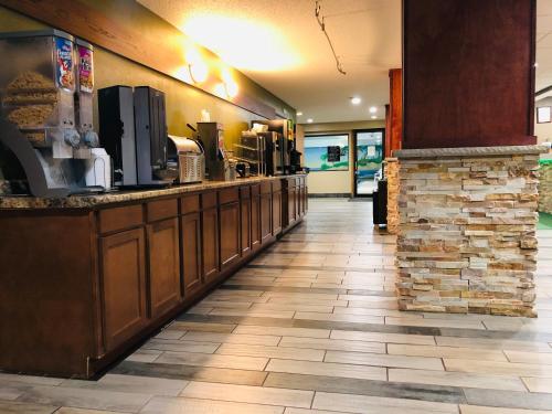 Boarders Inn & Suites by Cobblestone Hotels Columbus