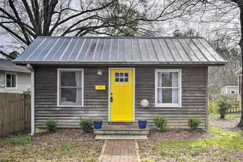 Pet-Friendly Carrboro Cottage Less Than 1 Mi to Carr Mall