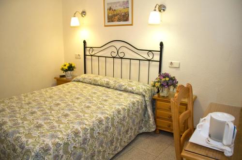 Double Room image 4