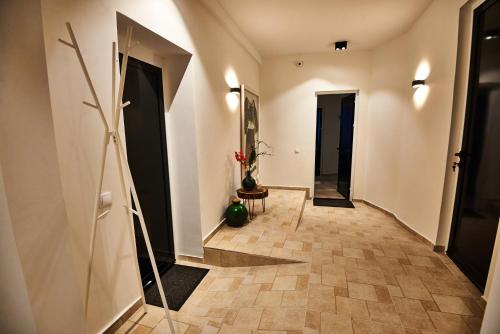 Metropole Apartments Royal Residence - main image