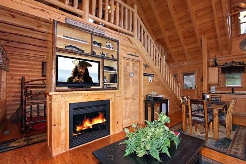Kiss Me Goodnight Cabin in McCookville, USA