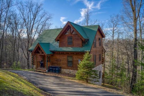 Nine Bears Home Close to Gatlinburg