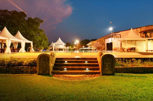 Garden, Ramadia Ran Mal Holiday Resort in Bolgoda Lake