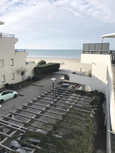 AS18656 - Grand studio vue mer, direct sur plage avec parking privé