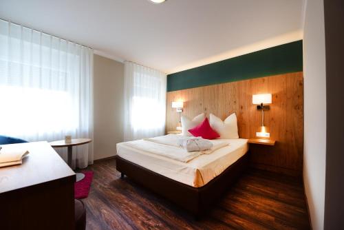 1 queen bed