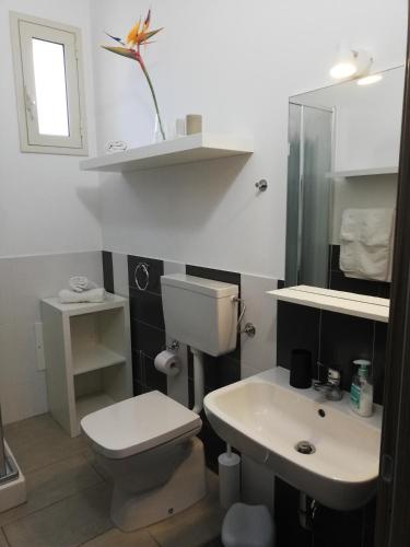 Apartment with Sea View image 10