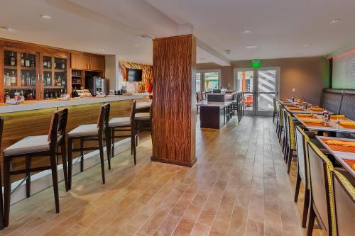 Hotel Indigo Anaheim by IHG in Anaheim, USA