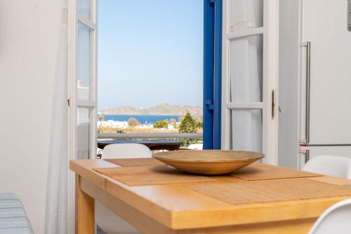  VILLA KOSTA in Naousa-Paros in Naoussa