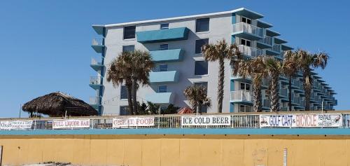 Fountain Beach Resort - Daytona Beach - main image