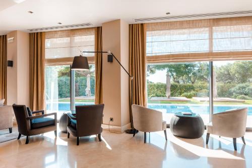 沃裡亞戈米尼某處酒店 Somewhere Vouliagmeni