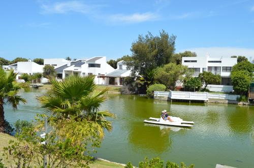 Boutique Accomodation on the water in Marina da Gama, Muizenberg, Cape Town