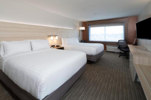Holiday Inn Express & Suites - Auburn an IHG Hotel - main image
