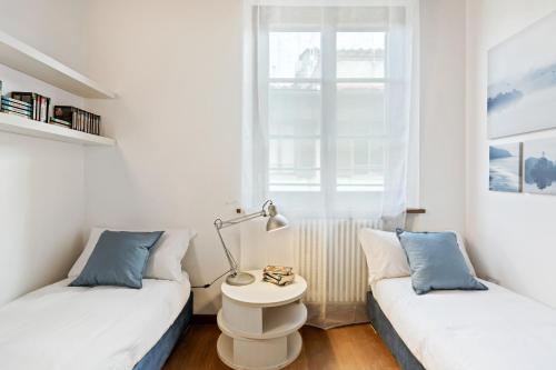 Florence City Center Flat Via Dei Neri - image 11