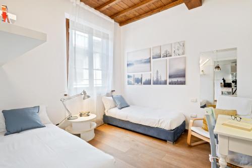GuestHost - Florence City Center Flat Via Dei Neri - image 5
