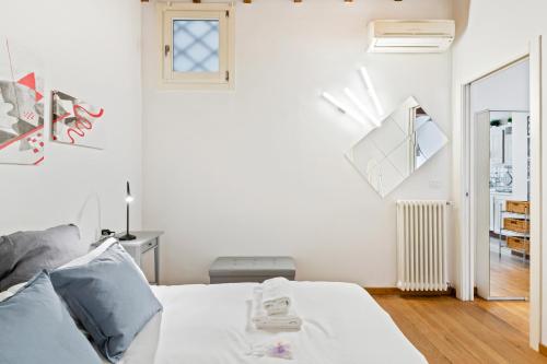 Florence City Center Flat Via Dei Neri - image 10