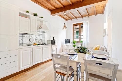 Florence City Center Flat Via Dei Neri - image 5