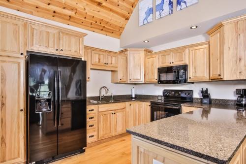 Oak Lane Lake House - Hiller Vacation Homes home - image 9