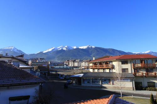 Kap House Family Hotel - image 2
