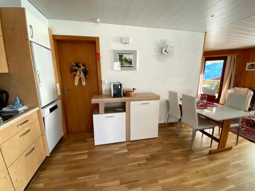 Létesítmények, Vertraumt schon zu jeder Jahreszeit Bergpanoramasicht in Albinen