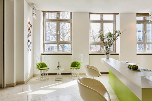 Hotel Indigo Berlin – Ku’damm an IHG Hotel - image 3