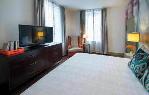Hotel Indigo Savannah Historic District By IHG - image 4