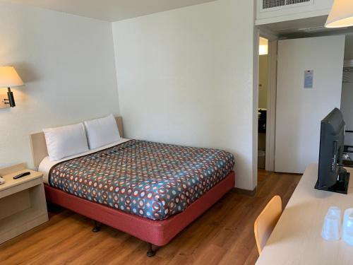 1 queen bed