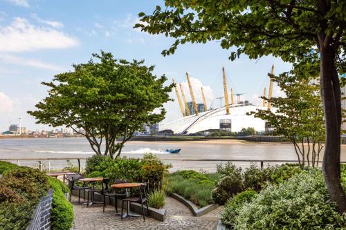 Radisson Blu Edwardian, New Providence Wharf