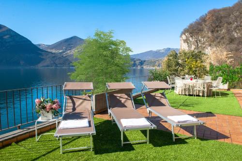  The Terrace on the Lake in Marone