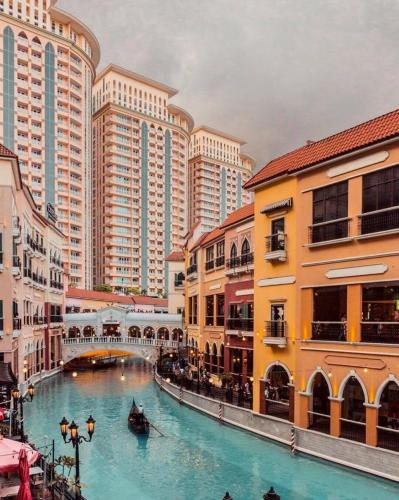 Morgan Suite BGC across5 Venice Canal Mall free Pool gym, Marilao