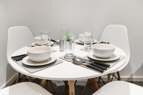 Stylish - Modern - Serviced Accommodation - In The Heart of Northumberland in 阿興頓