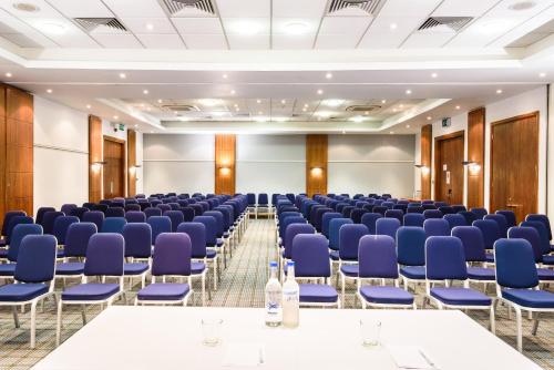 Holiday Inn Portsmouth an IHG Hotel - image 11