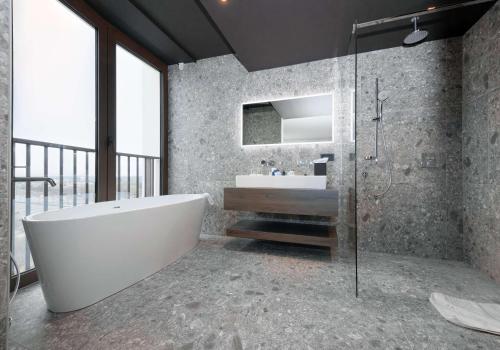 حمام, راديسون بلو بروجز (Radisson Blu Bruges) in بروج