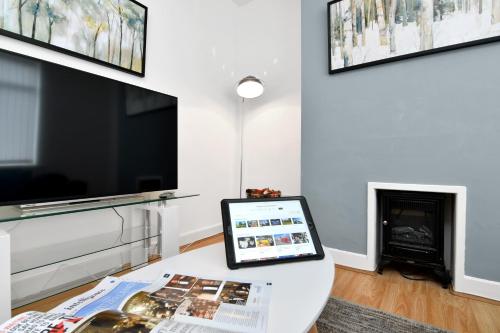 Xclusive Living Stay near Airport & NEC, The Whitecroft