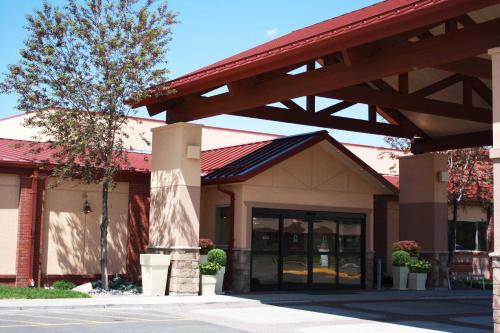 Holiday Inn Riverton-Convention Center