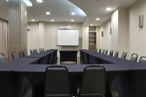 Master Porto Alegre Hotel - Av Carlos Gomes, Próximo ao Consulado Americano - 회의실/연회장