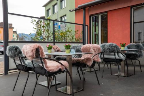 Boutique Hotel OchSen - image 12