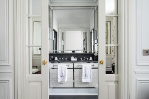 J.K. Place Paris - image 2