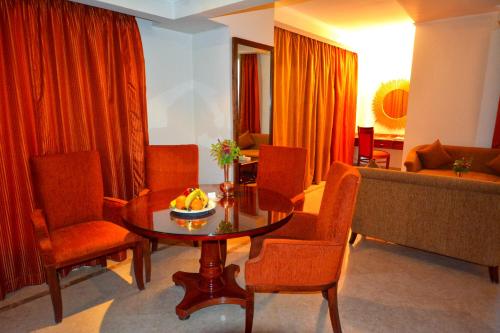 Létesítmények, Aracan Eatabe Luxor Hotel in Luxor