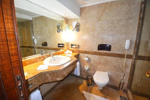 Deluxe Double Room with Nile View image 10