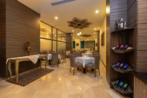 Restaurant, Marxal Resort & Spa in Sheki