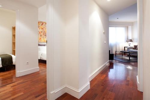 Two bedroom apartment 1 image 1