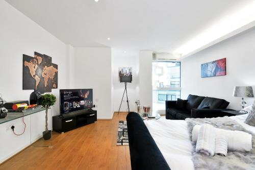 Xclusive Living Stay in City Centre The Cube - image 3