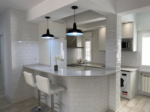 Two-Bedroom Deluxe Apartment with Balcony image 10
