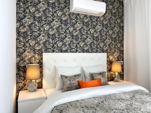 Two-Bedroom Deluxe Apartment with Balcony image 2