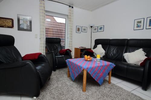 Lachmowe 7.0km von Siefke-Kunstreich-Straße entfernt